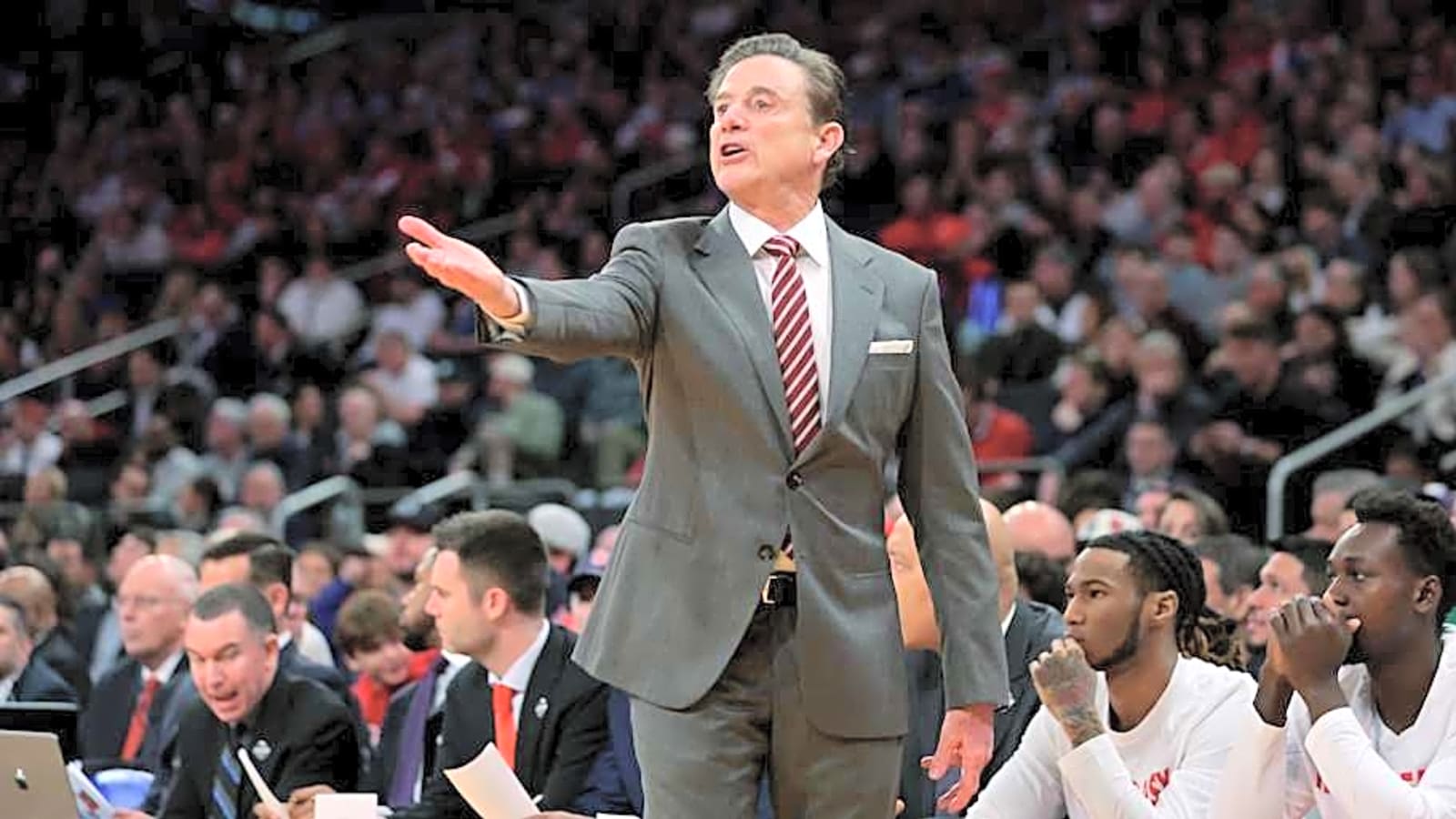 Rick Pitino Endorses Former Knick Player as Next HC