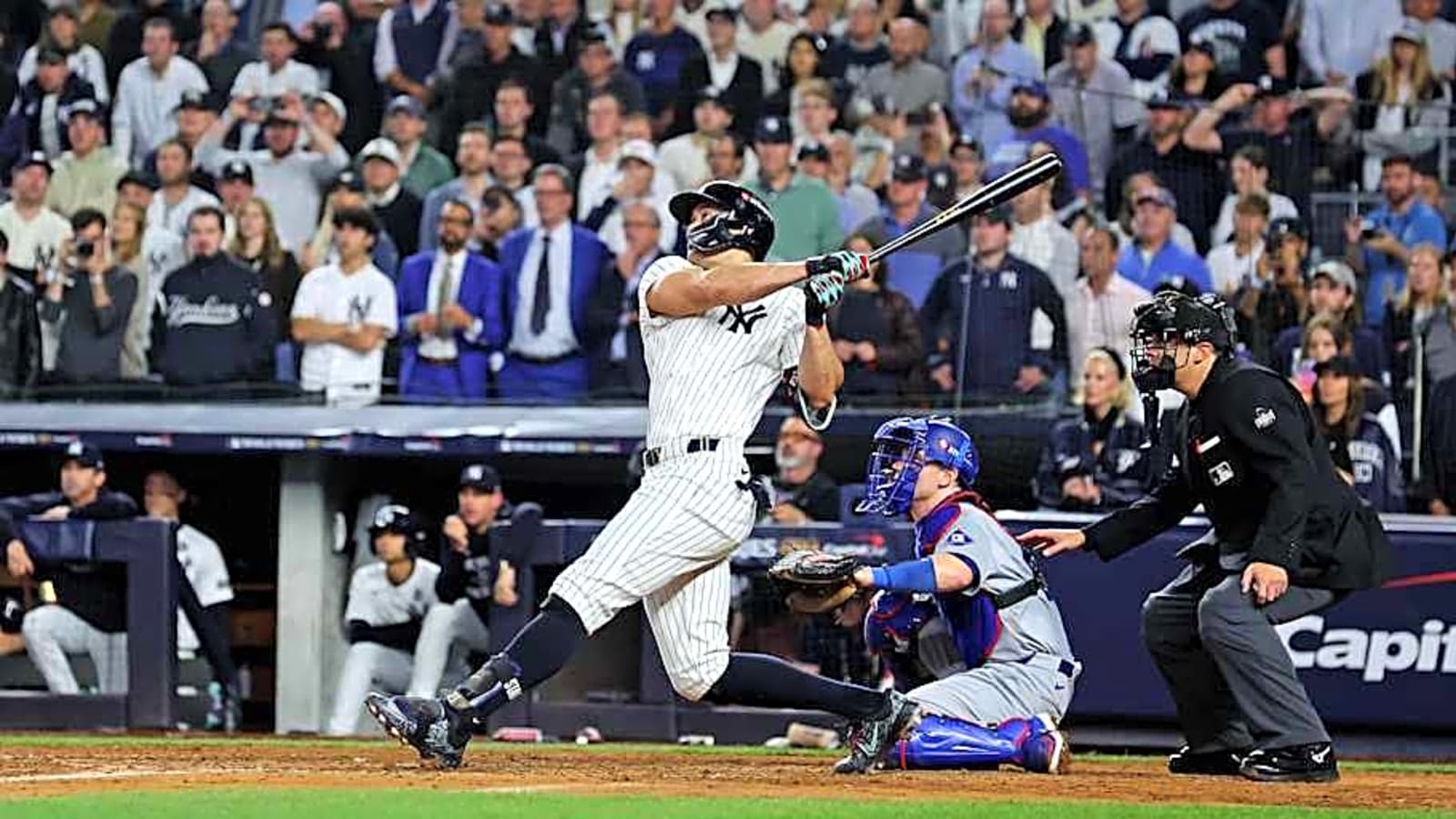 Yankees Share Disappointing Giancarlo Stanton News