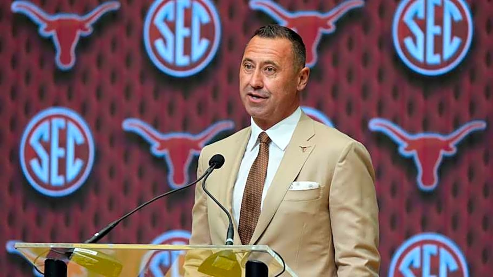 Steve Sarkisian Reacts to Texas Longhorns No. 1 Ranking in Preseason AP Poll
