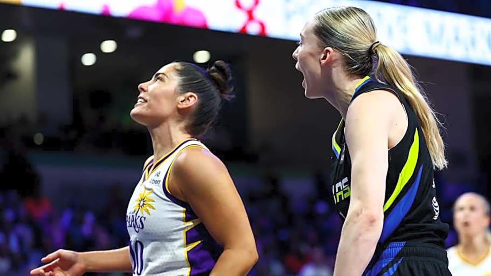 Sparks' Kelsey Plum breaks franchise record and hits game-winner against Paige Bueckers, Wings