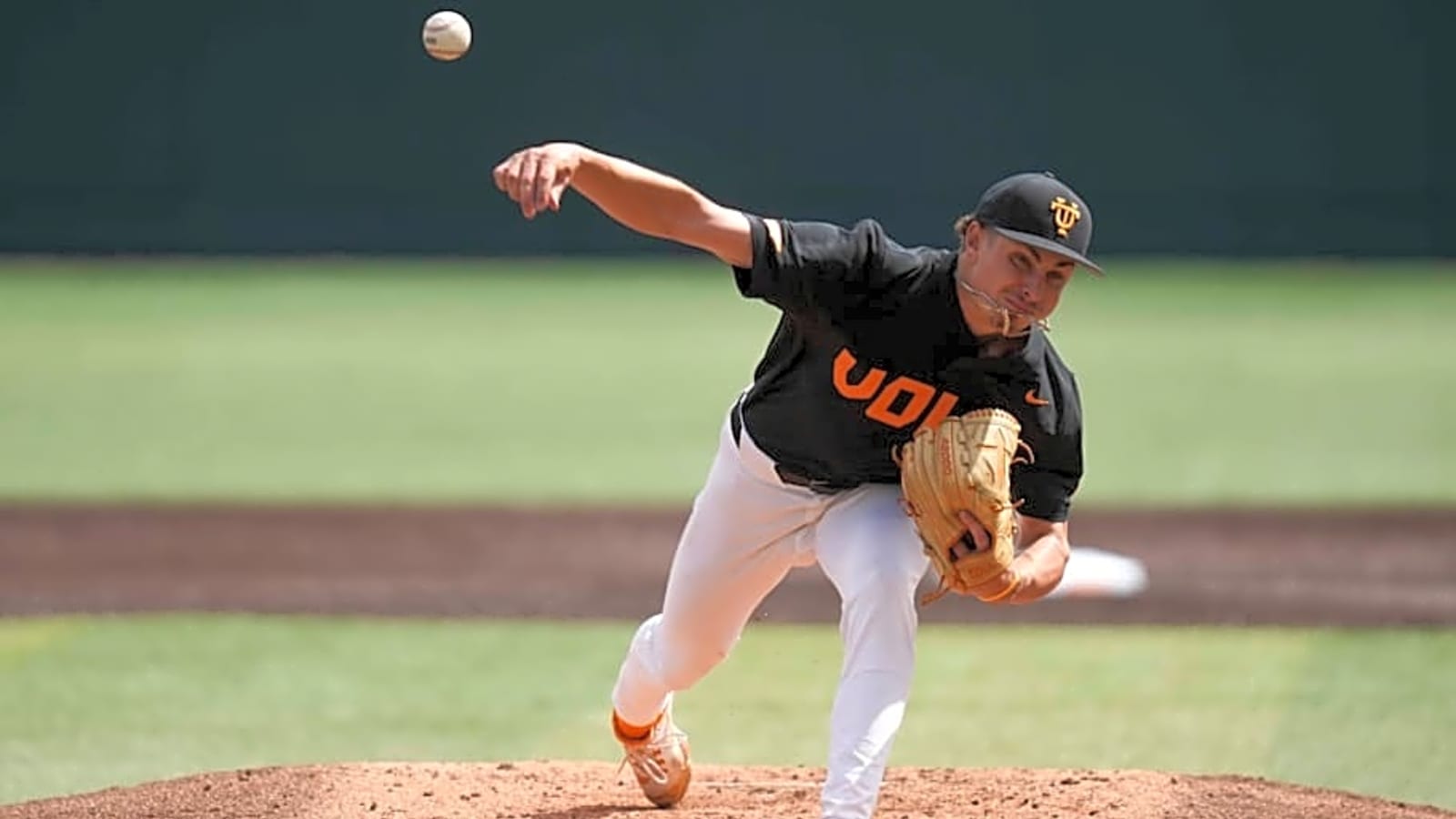 NCAA Baseball Field of 64 Projections - Tennessee Vols Still Expected to Host Regional