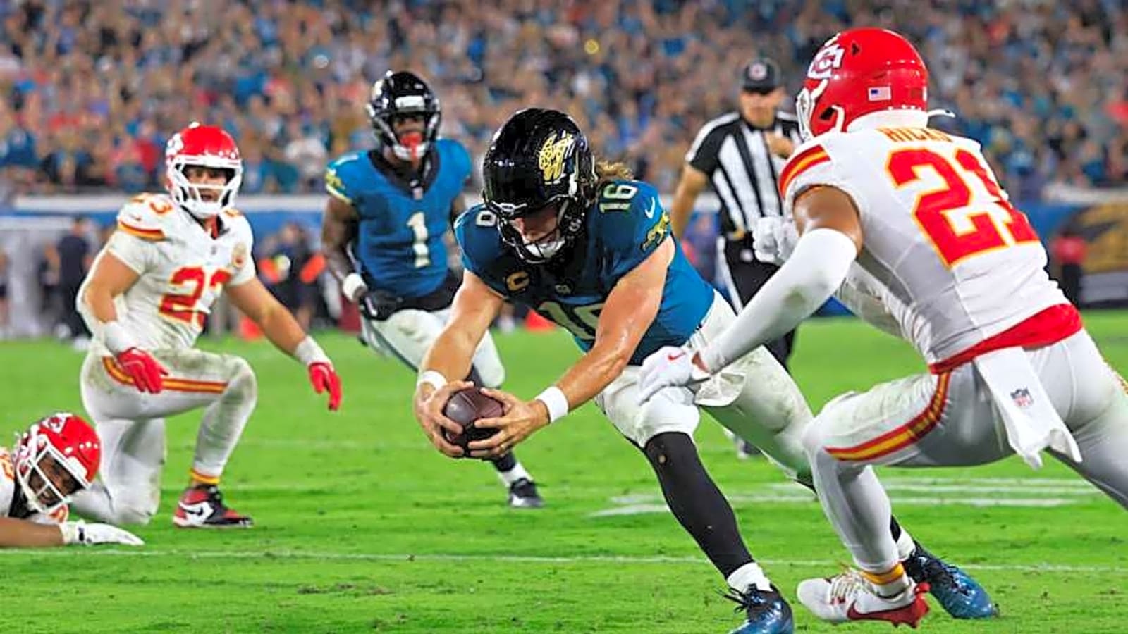 3 Instant Fantasy Takeaways from Jaguars MNF Win Over Chiefs