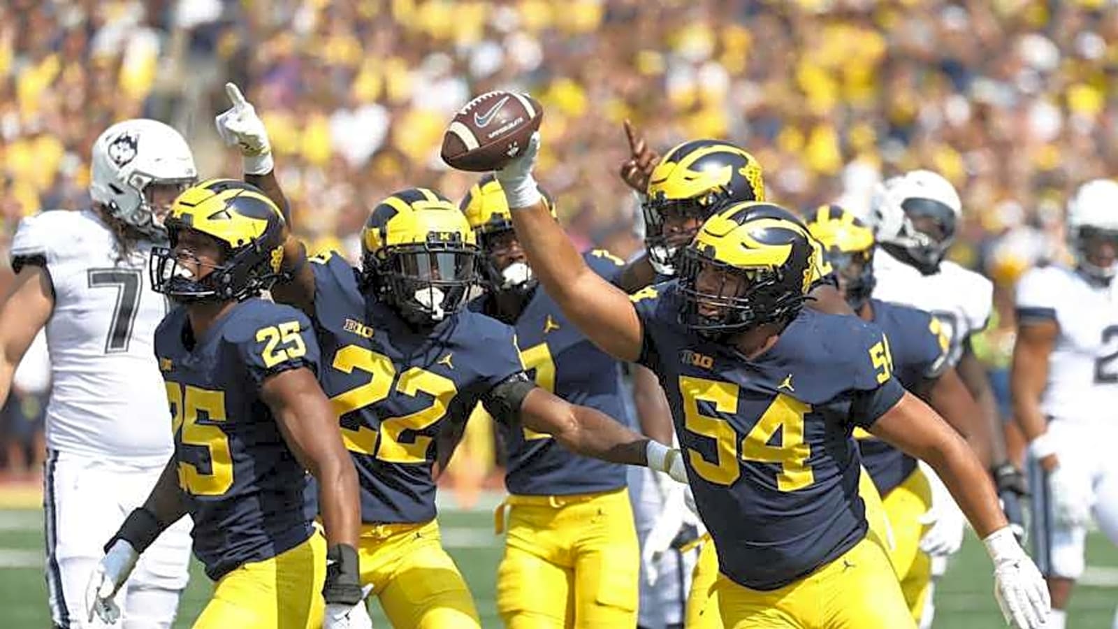 Former Michigan defensive lineman enters transfer portal for the second time