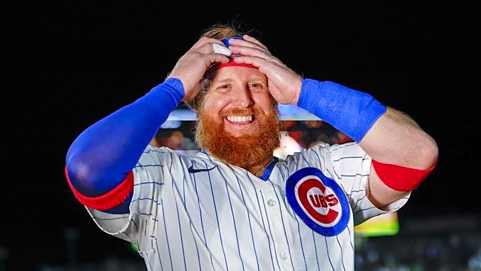 Former Dodgers Fan Favorite Justin Turner Going Viral After Inappropriate Celebration