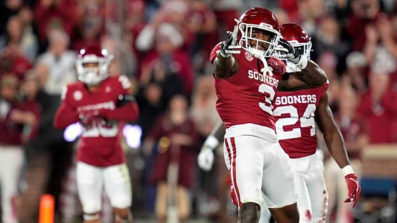 Who Will Be the X-Factor for Oklahoma&#39;s Defense?