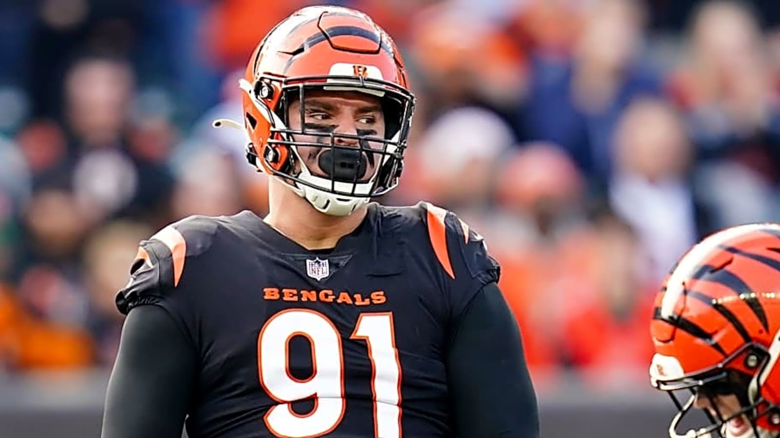 Salary Cap Expert Shares Blockbuster Contract Projection for Trey Hendrickson