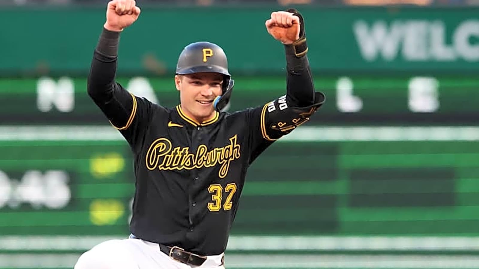 Henry Davis Starting to Give Pirates Fans Hope