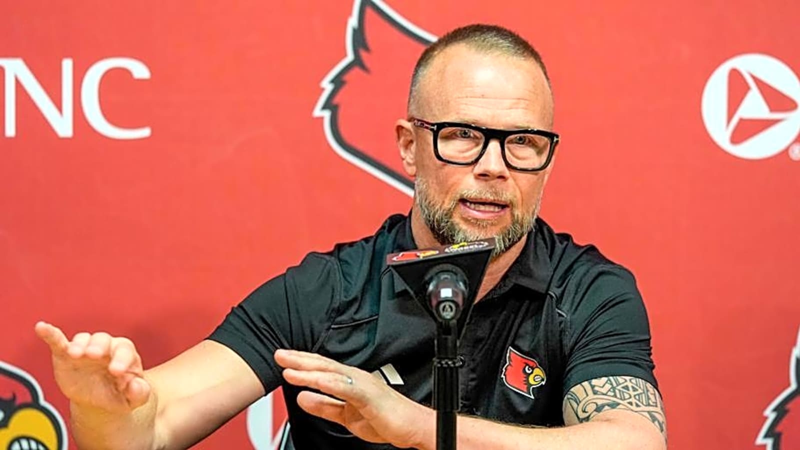 Watch: Pat Kelsey, Louisville Players Talk 2025 Media Day