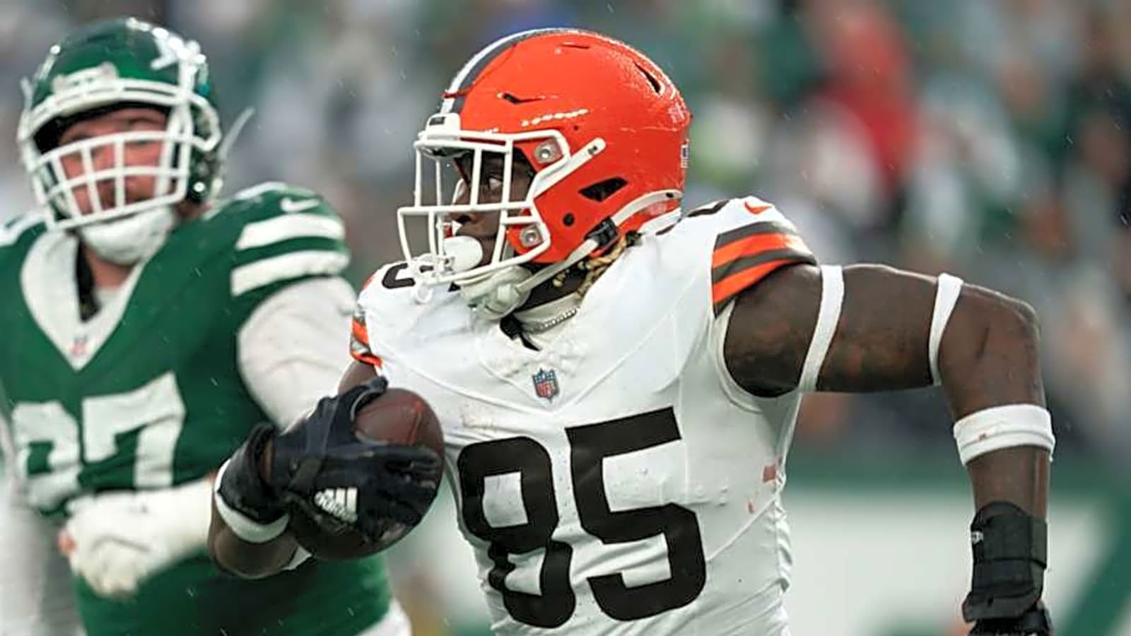Patriots Could Go After David Njoku
