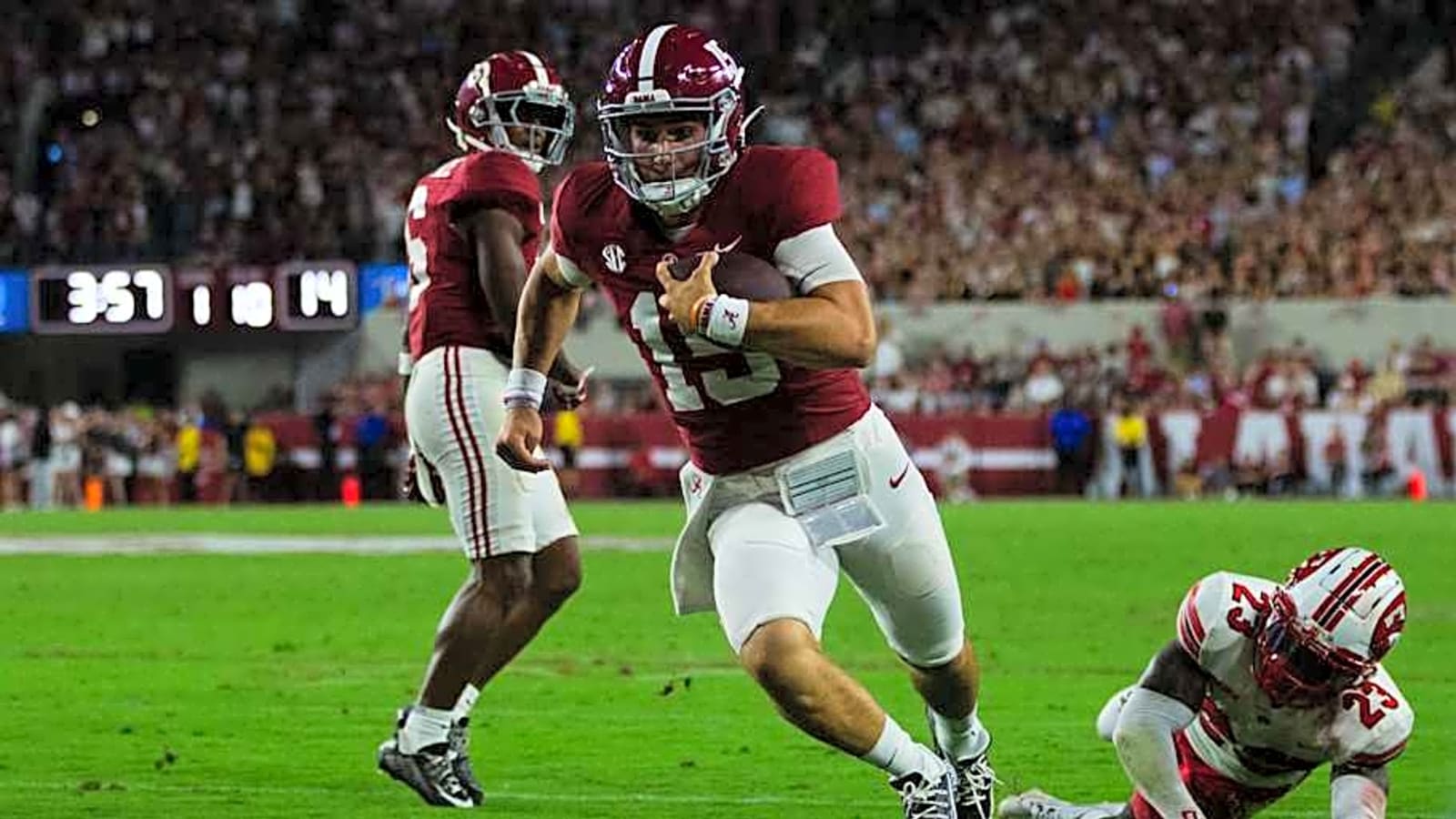 Ty Simpson Shares Keys to a Successful Season for Alabama