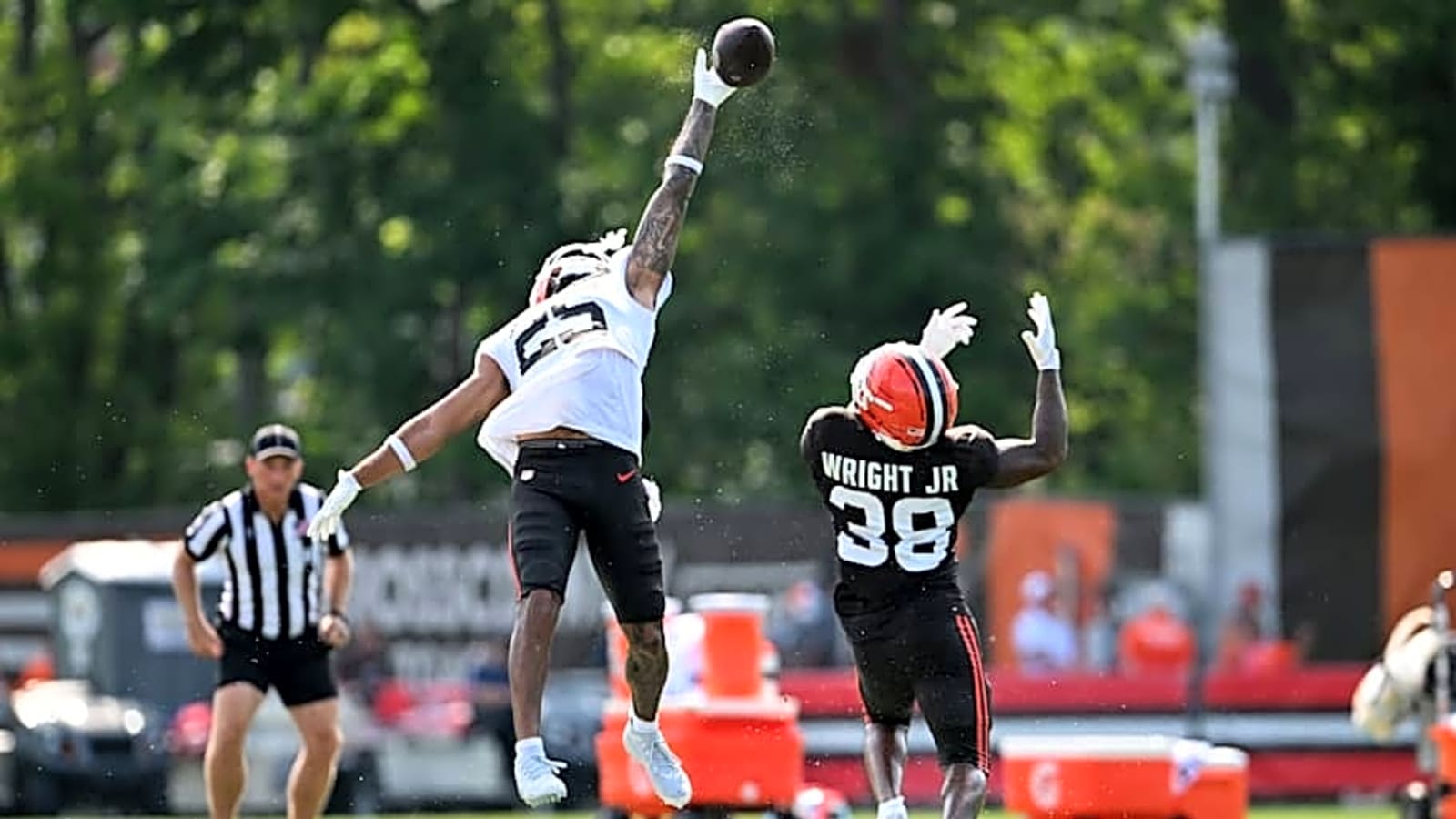 Darkhorse candidate to fill massive hole in Browns&#39; secondary emerges