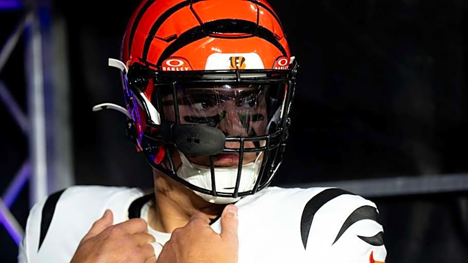 NFL Analyst Shares Key Detail in Bengals&#39; Contract Talks With Trey Hendrickson