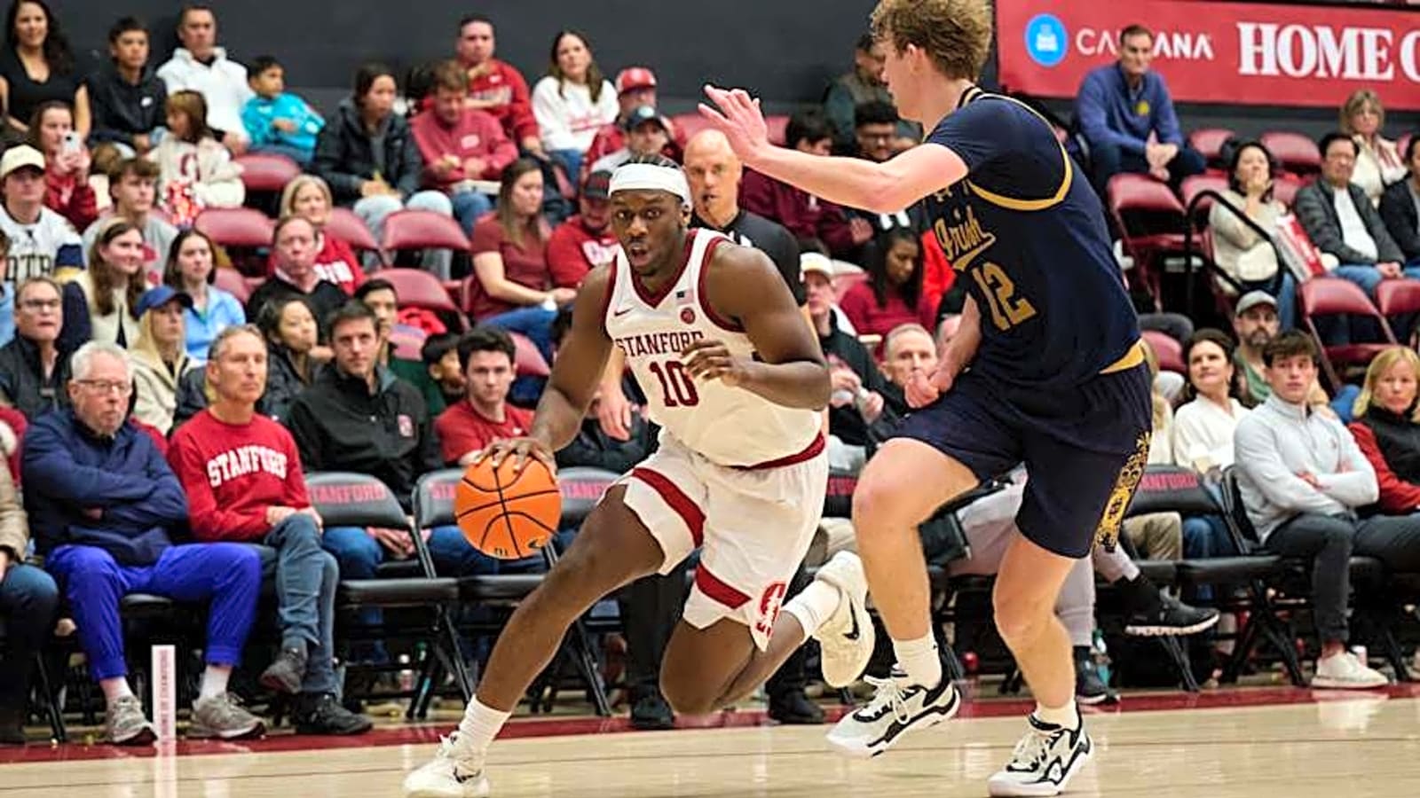 Stanford Hosts Louisville in Measuring Stick Battle