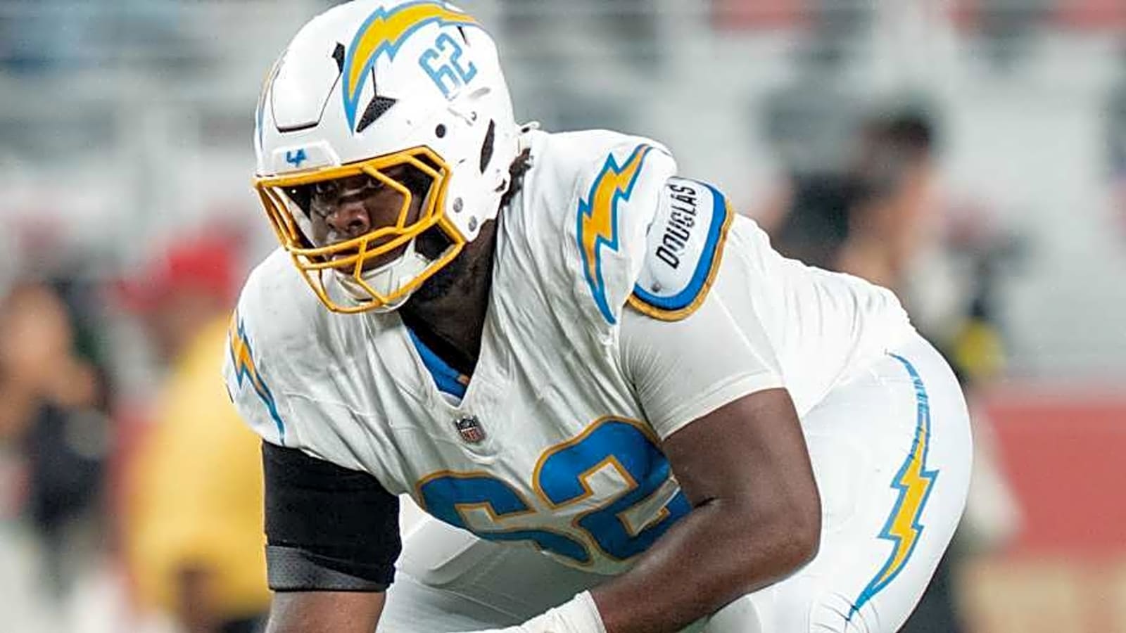 Broncos Sign Former Chargers OL to Practice Squad
