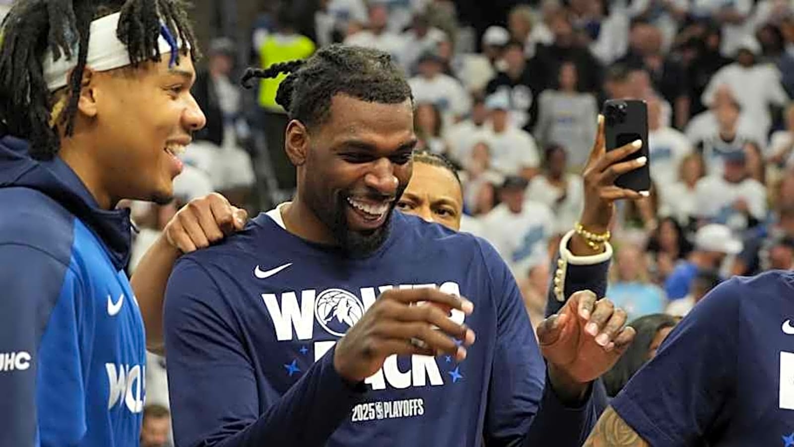 Potential 76ers Target ‘Expected’ To Hit Free Agency