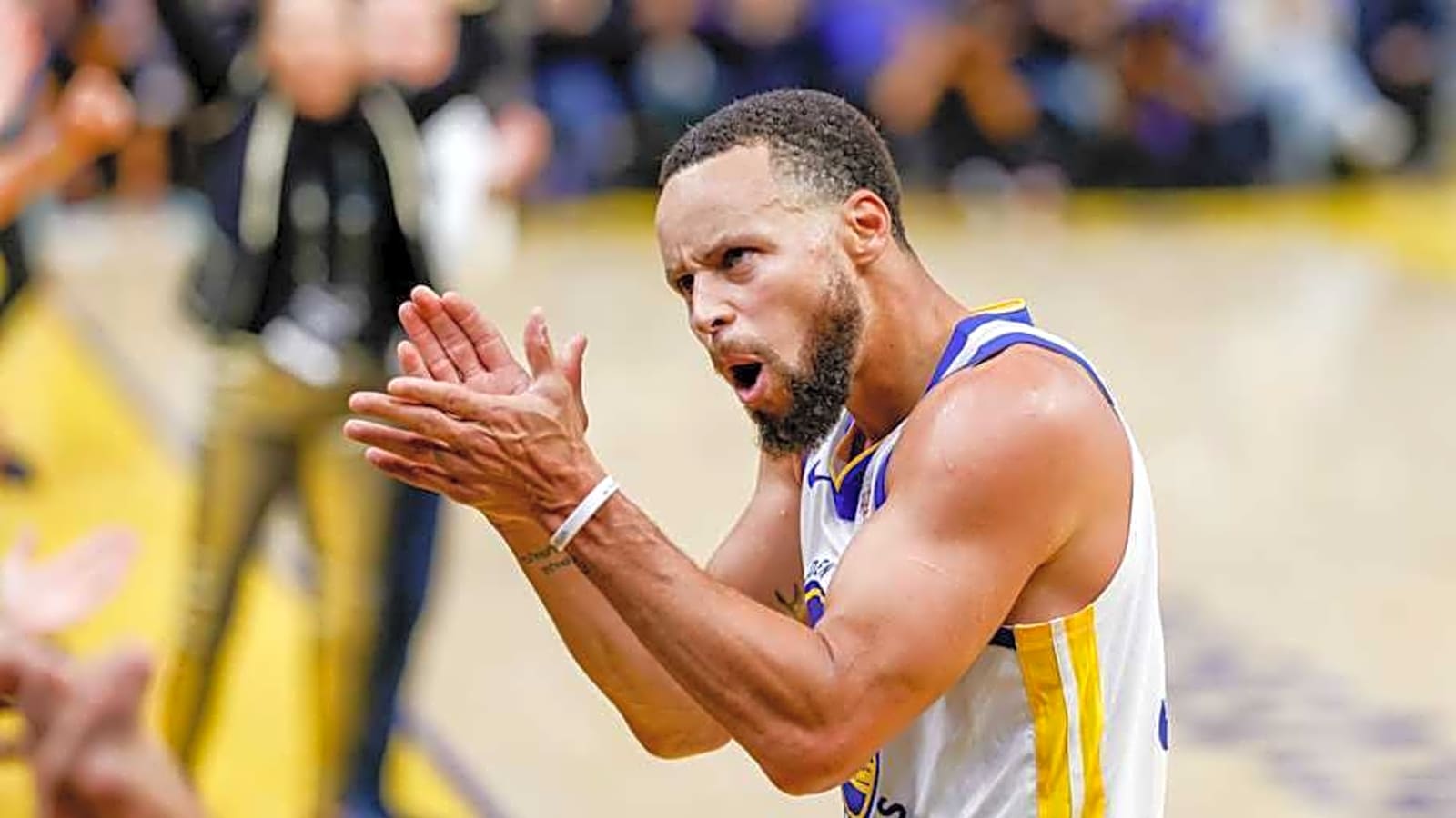 Steph Curry's 42-Point Performance in Warriors-Nuggets Has NBA World Talking