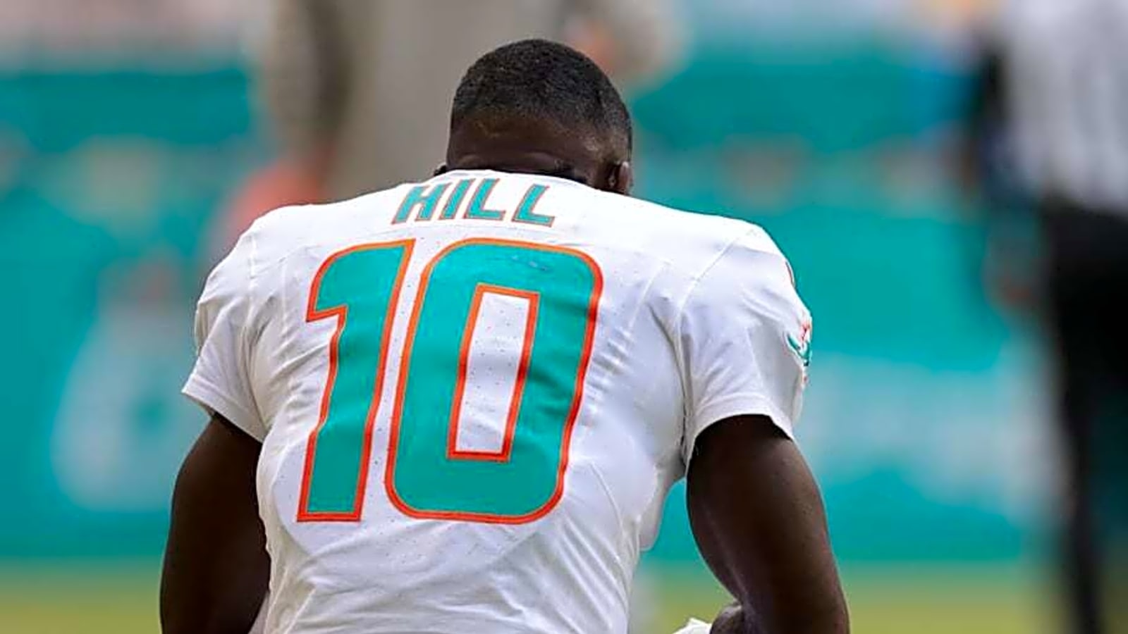 How the Rams Should Prepare for Inevitable Tyreek Hill Availability