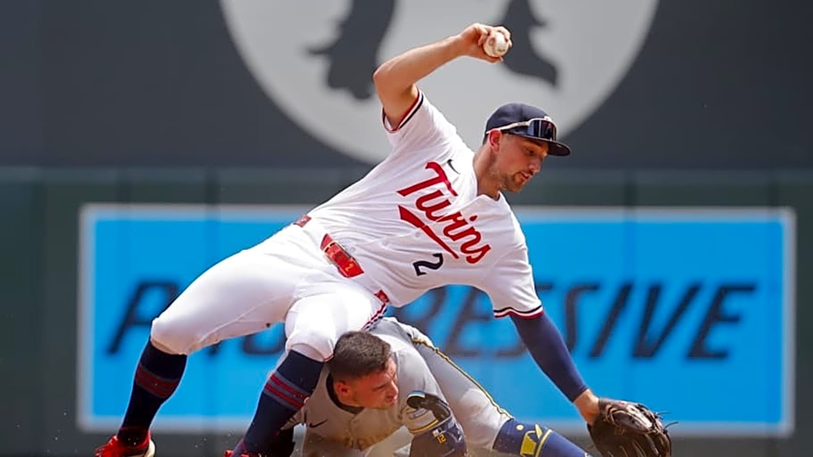 Twins shut out by Brewers for 12th loss in last 15 games