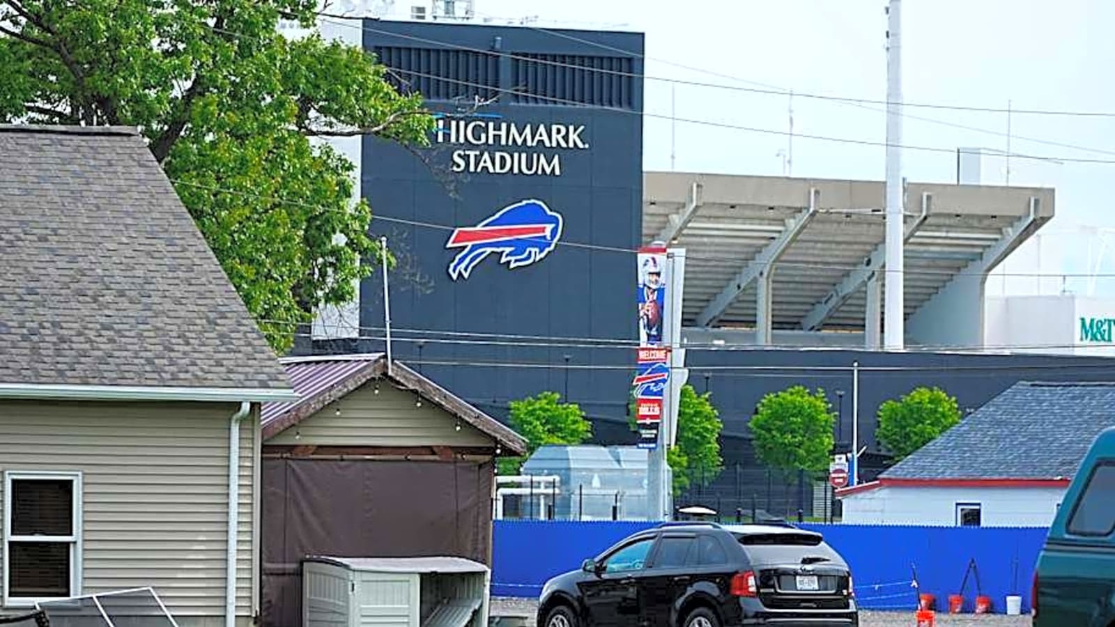 Bills&#39; staff shares &#39;craziest&#39; Highmark Stadium moment prior to farewell season