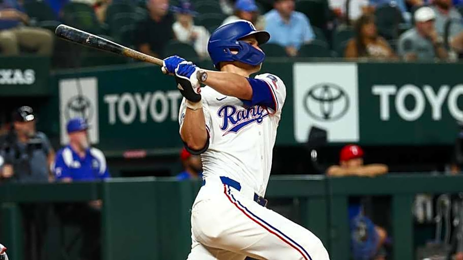 Yankees Insider Kills Hopes of Landing Rangers Star