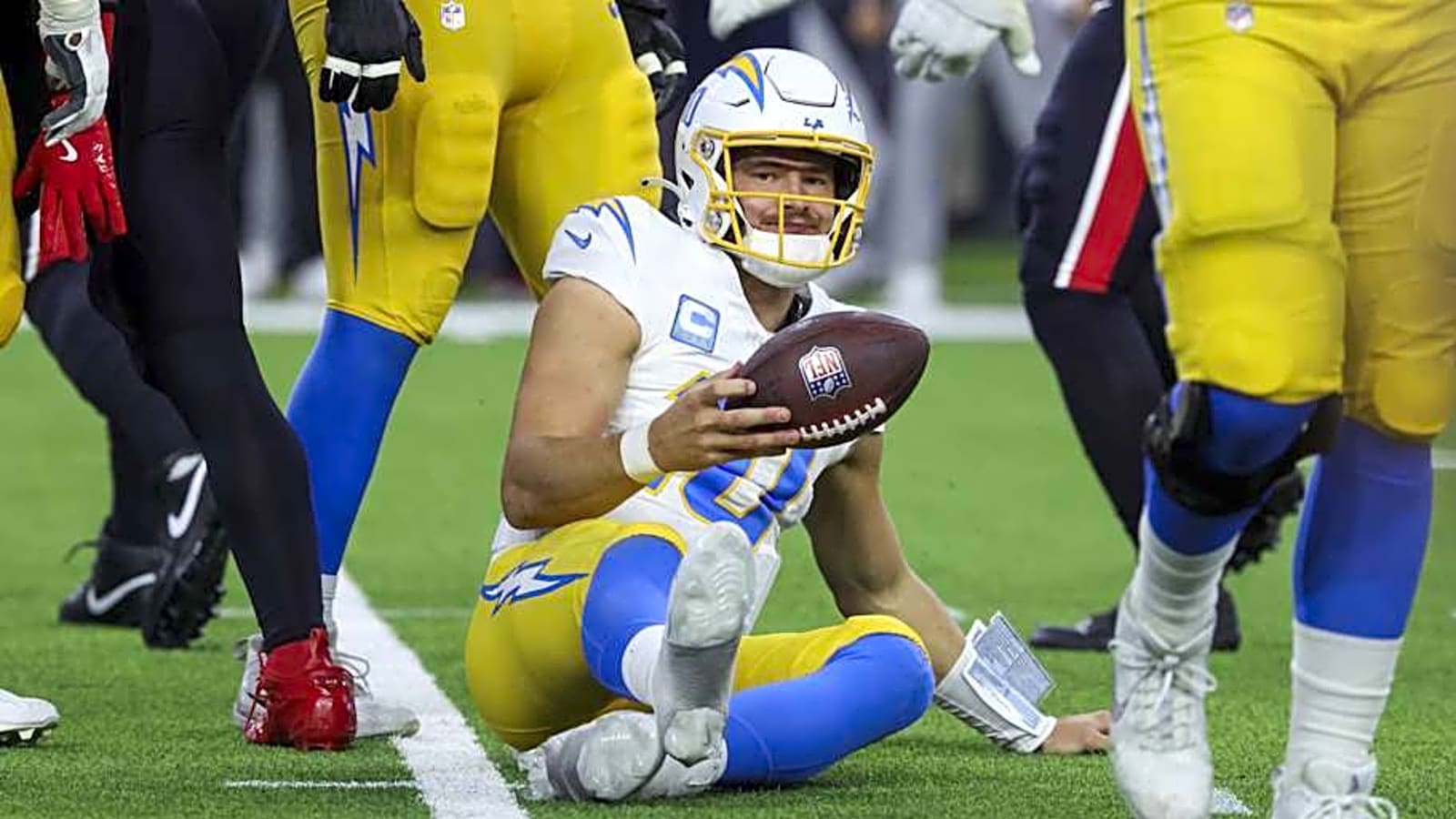 Justin Herbert gives blunt response about playoff losses