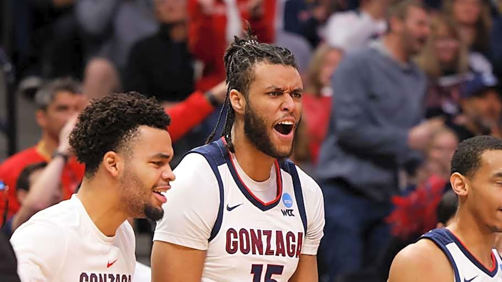 Former Gonzaga big man signs first professional contract overseas