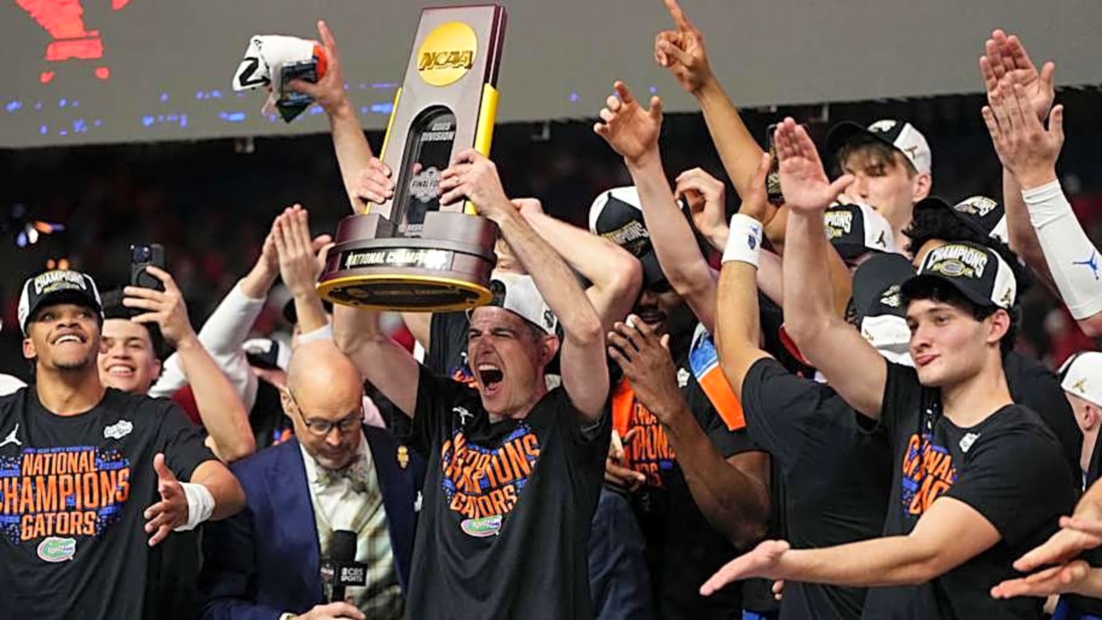 Report: Gators Finalizing Season-Opener for Title Defense Campaign