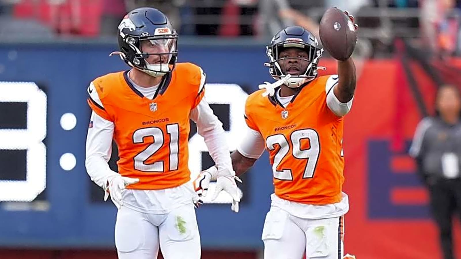 Broncos Have One of NFL&#39;s Top-10 Roster Battles to Watch, per PFF