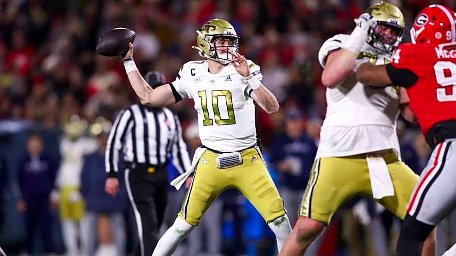 Haynes King Nominated for the 2025 Allstate AFCA Good Works Team