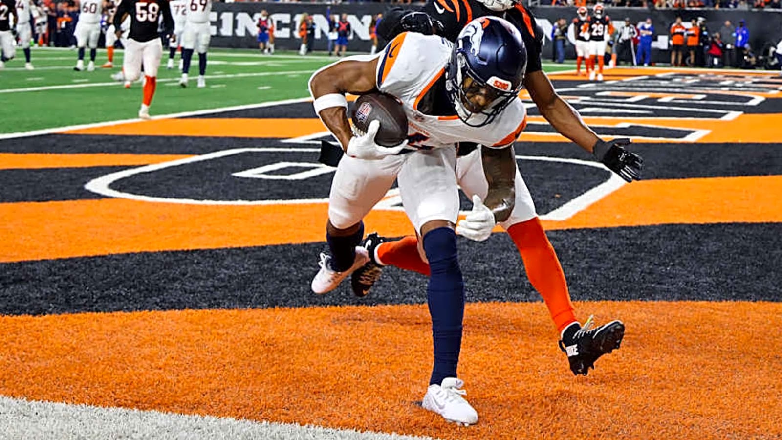 Broncos WR Courtland Sutton Eyes Free-Agent Market as Extension Looms