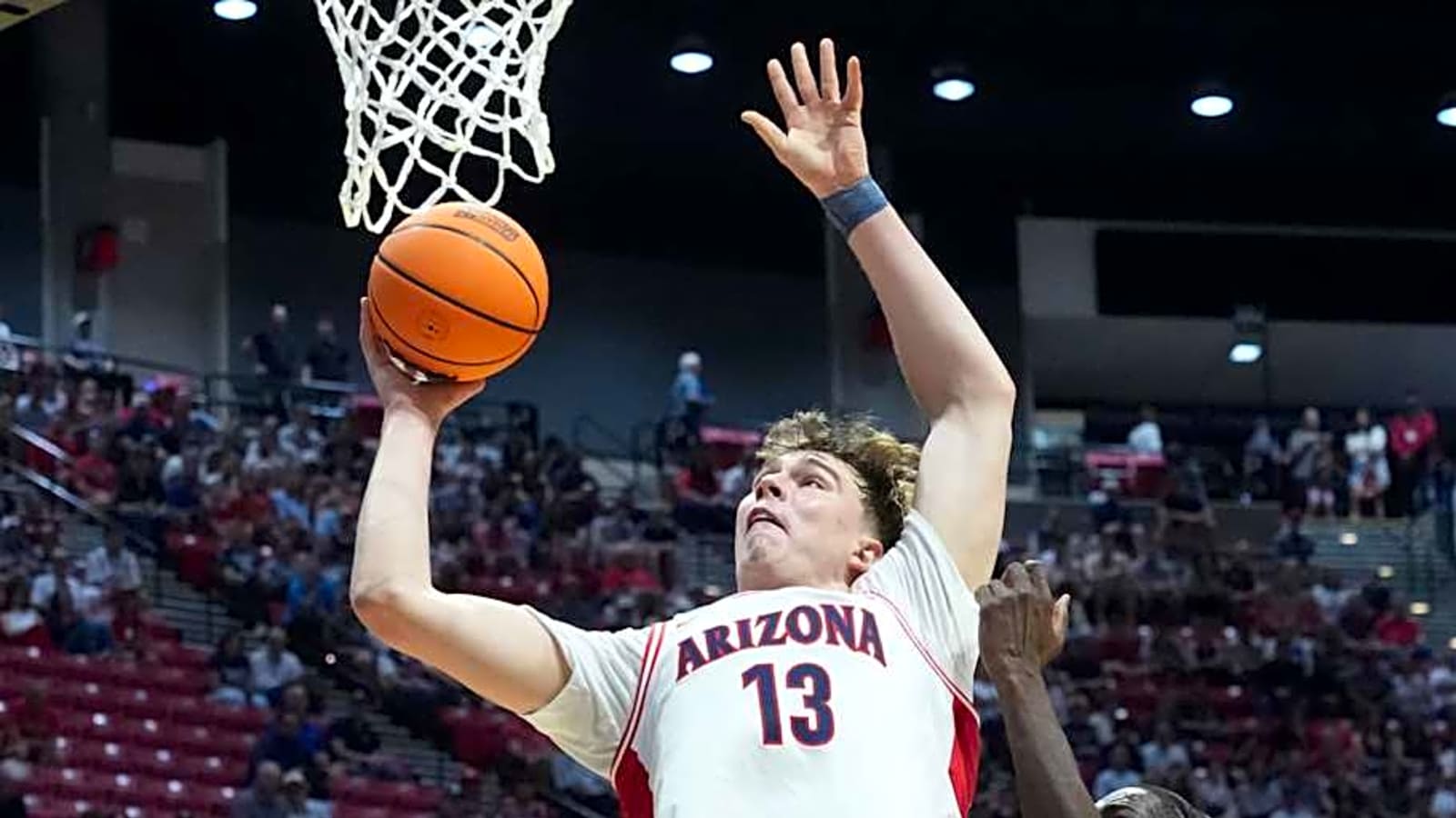Tommy Lloyd Makes Lofty Comparison for Arizona' Krivas