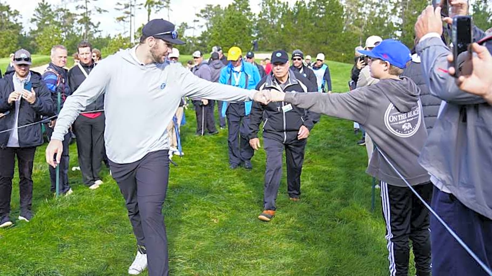 Josh Allen&#39;s classy gesture makes lifelong memory for young fan on golf course