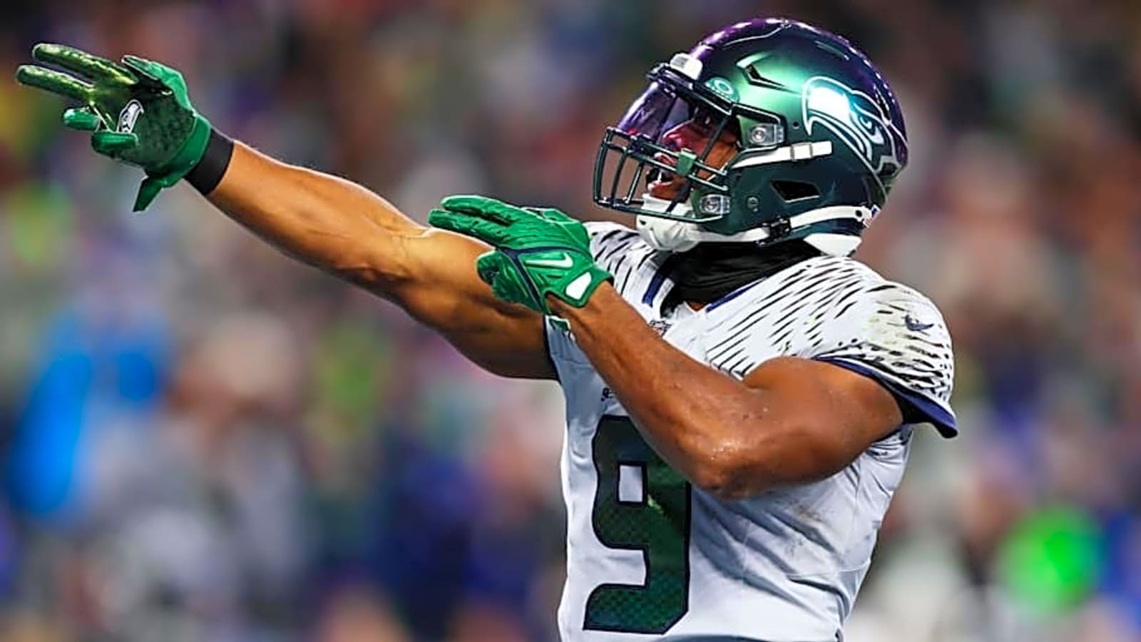 Breaking Down Kenneth Walkers' Chiefs Contract