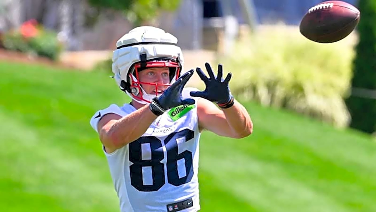Patriots Legend Compared Efton Chism to Former Teammate