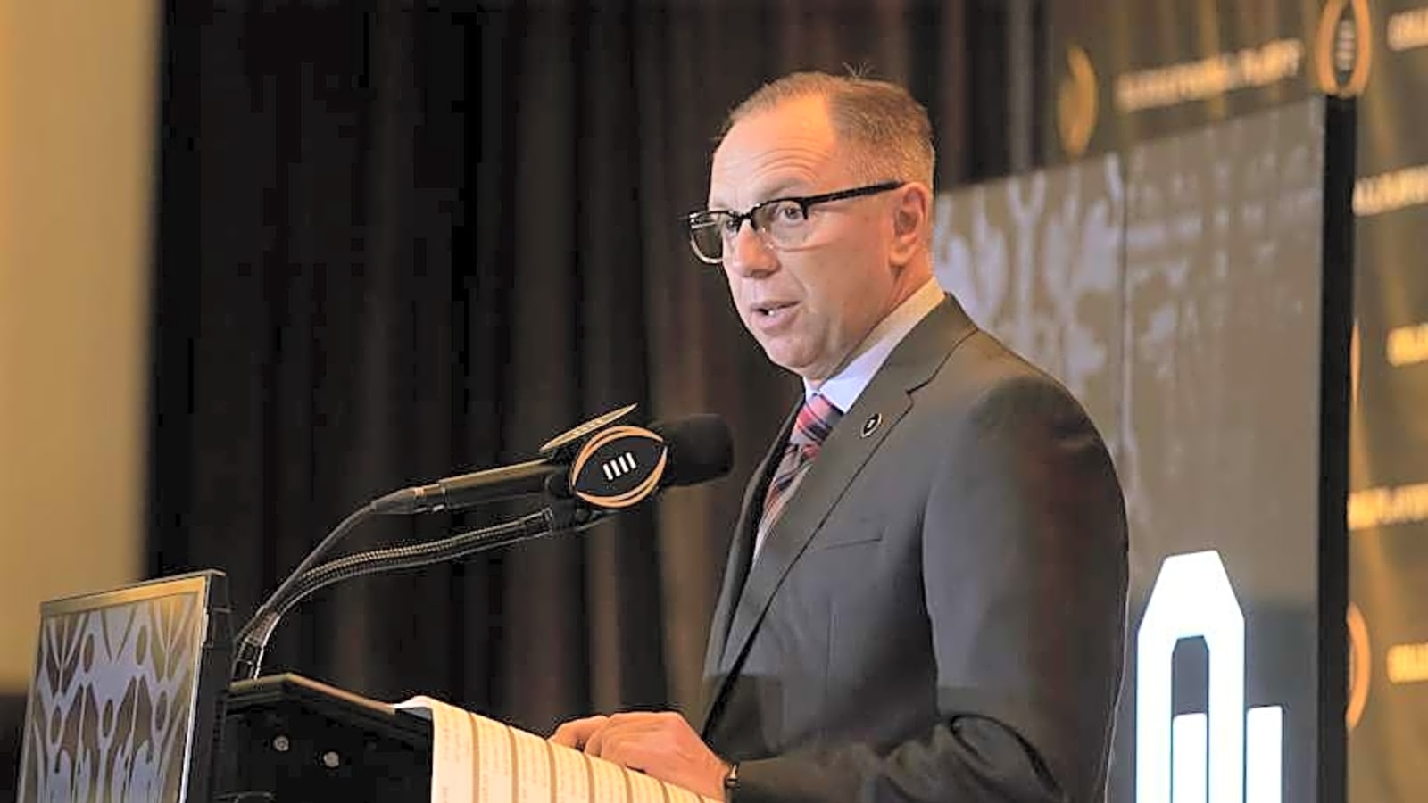 Oregon Ducks Athletic Director Receives Three Year Contract Extension
