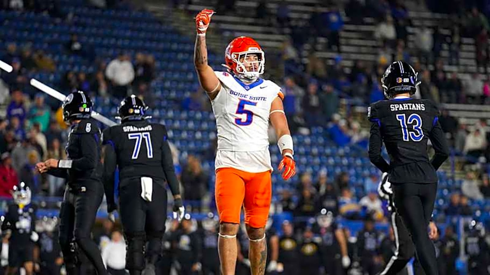 Boise State pass rusher up for national award
