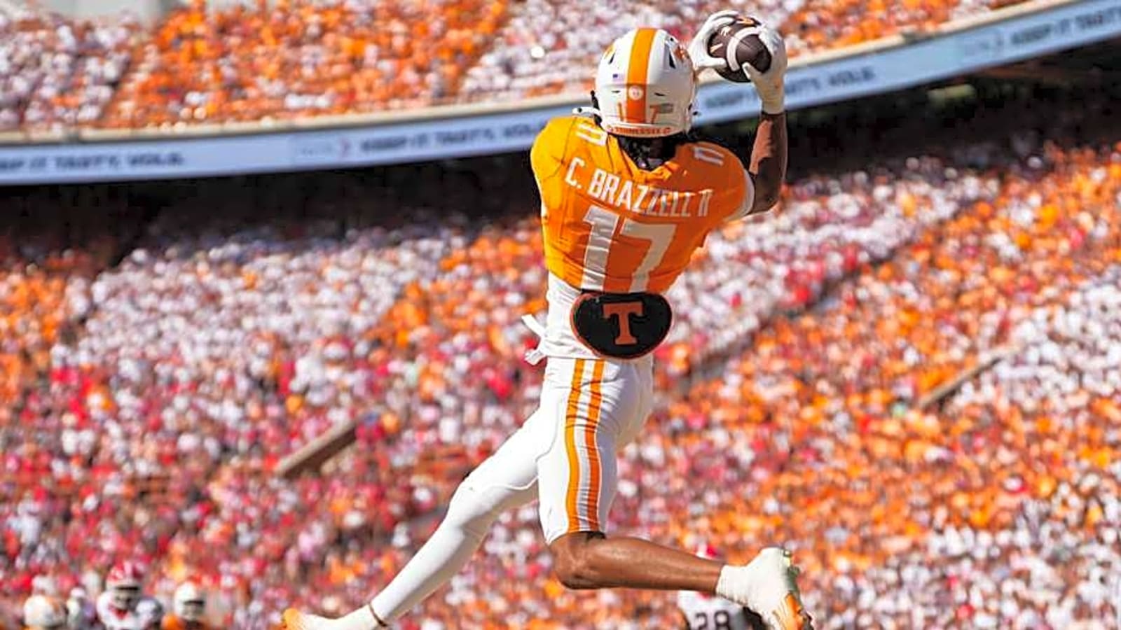 Tennessee Football&#39;s Chris Brazzell On Pace to Outperform Jalin Hyatt&#39;s Biletnikoff Season