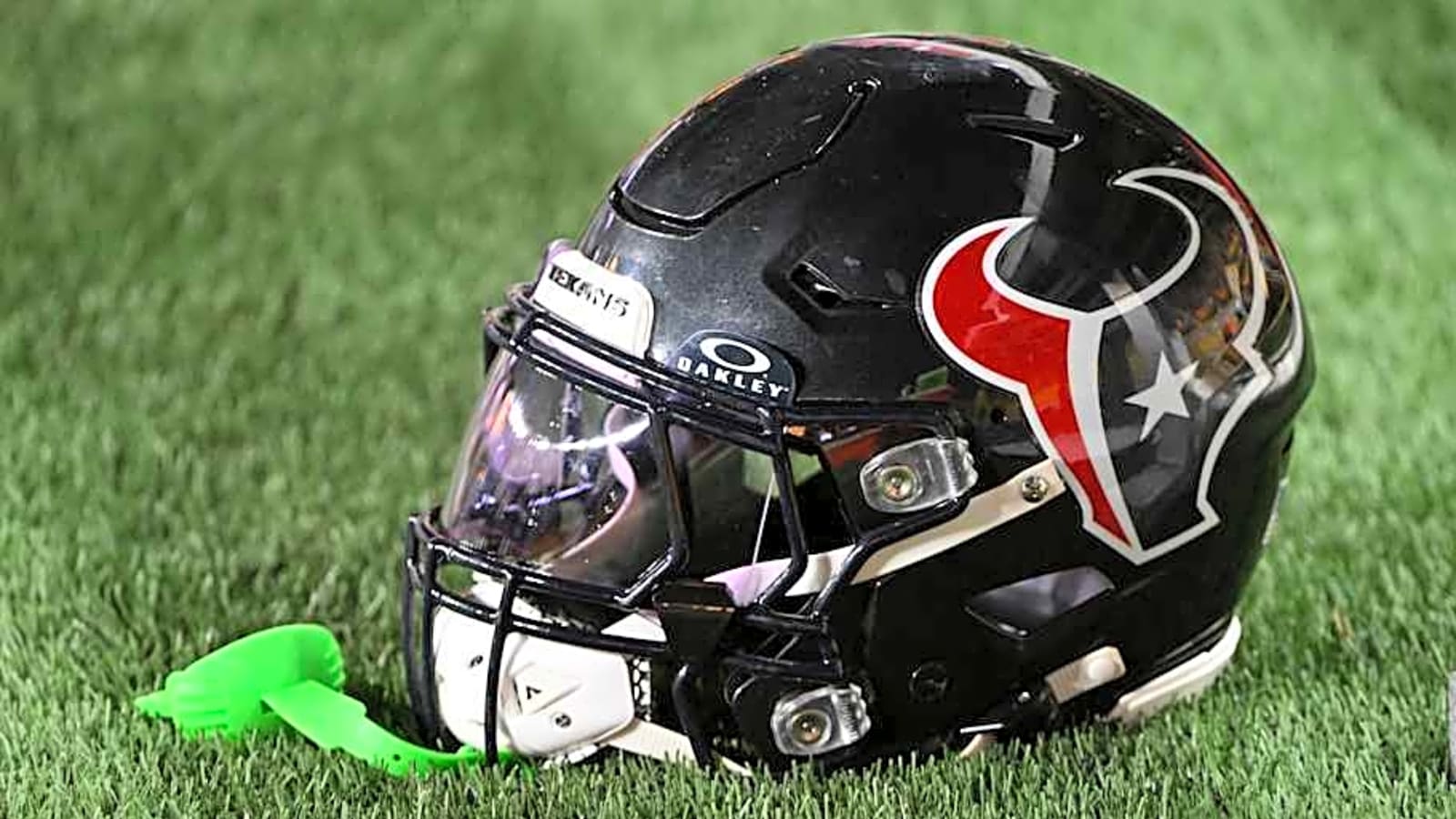 Houston Texans Connected to Big Trade With Dallas Cowboys