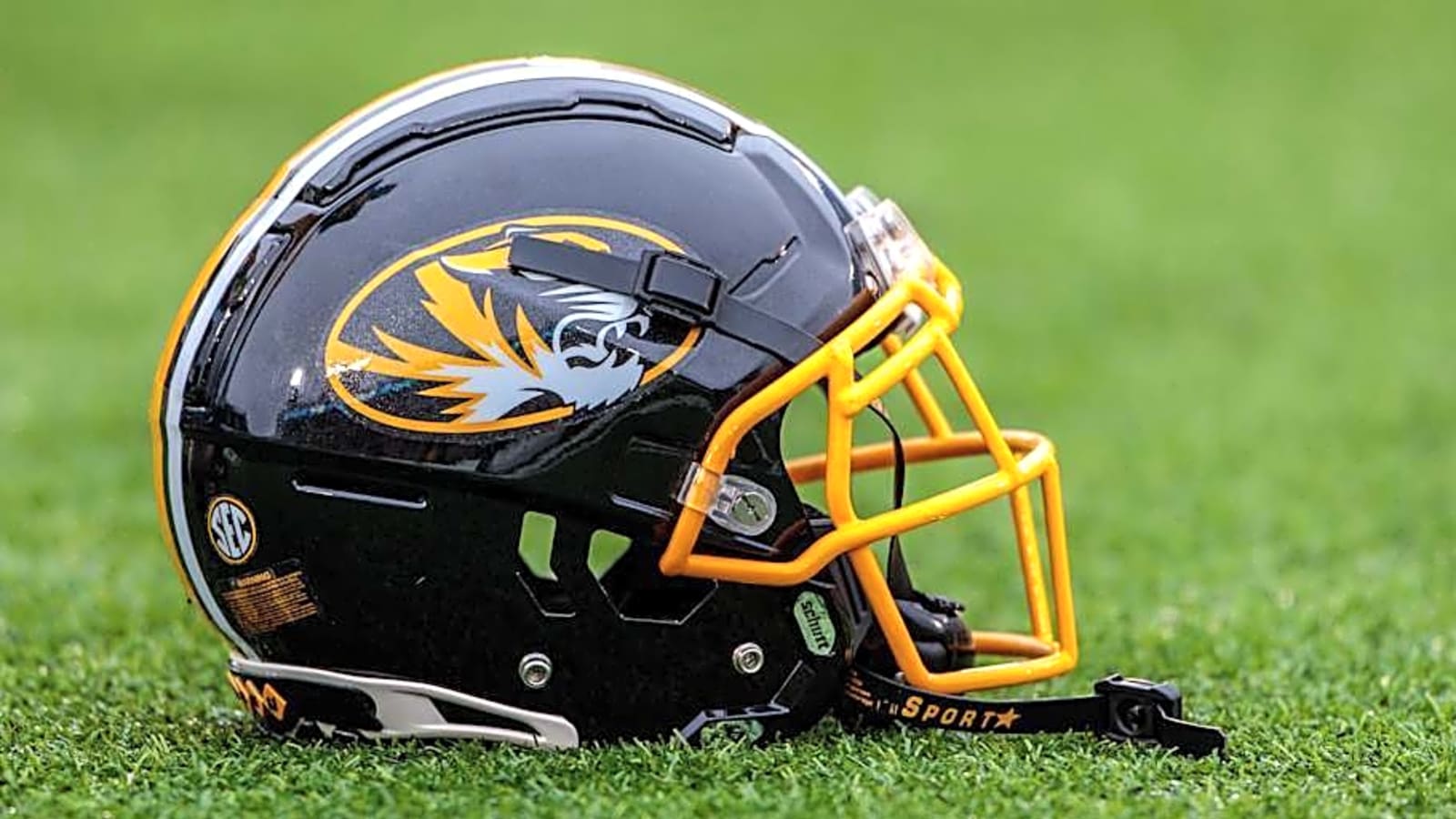 Former Iowa Tight End Transfers to Mizzou