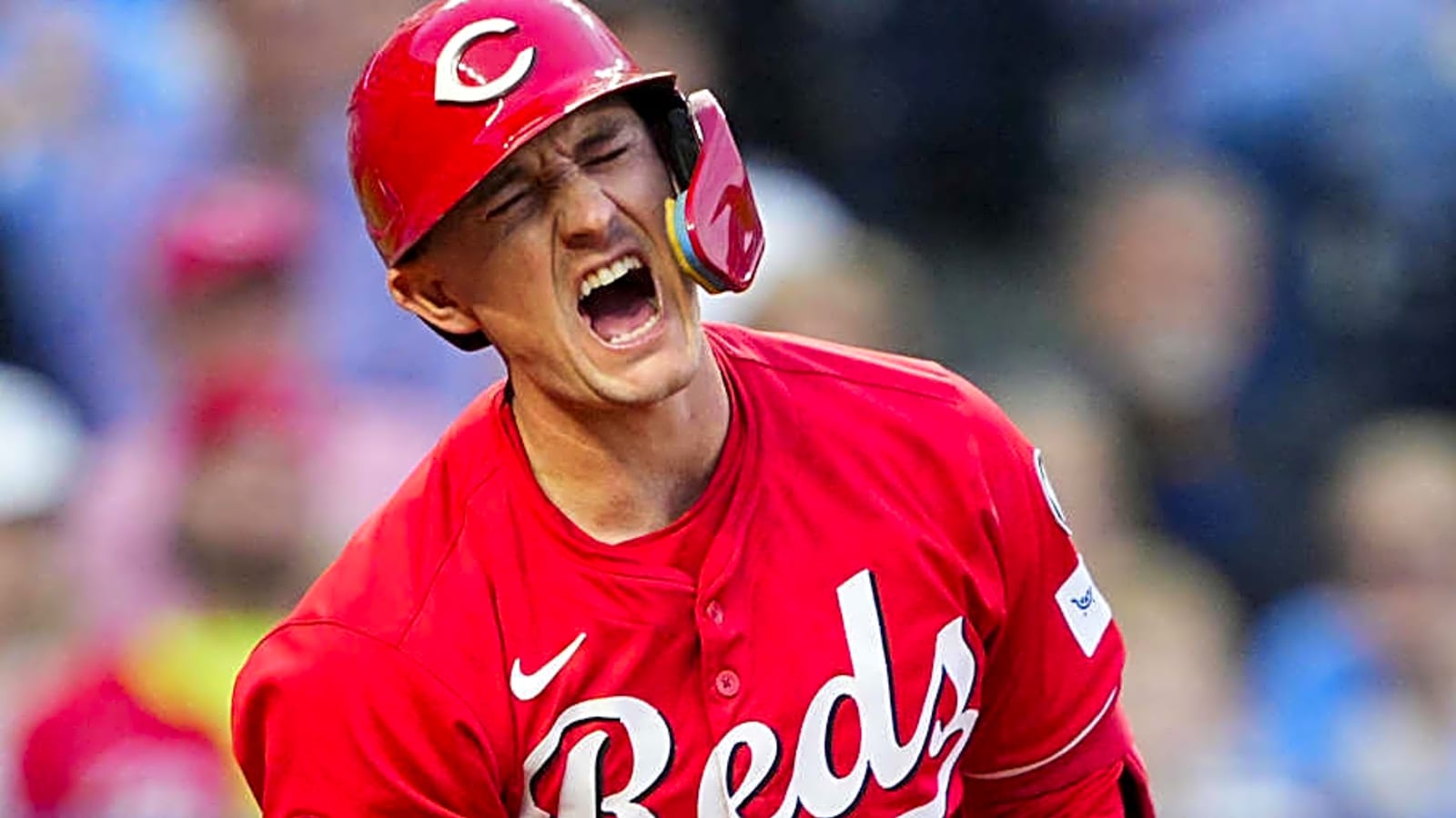 Cincinnati Reds Manager Terry Francona Gives Concerning Updates on Reds Outfielder