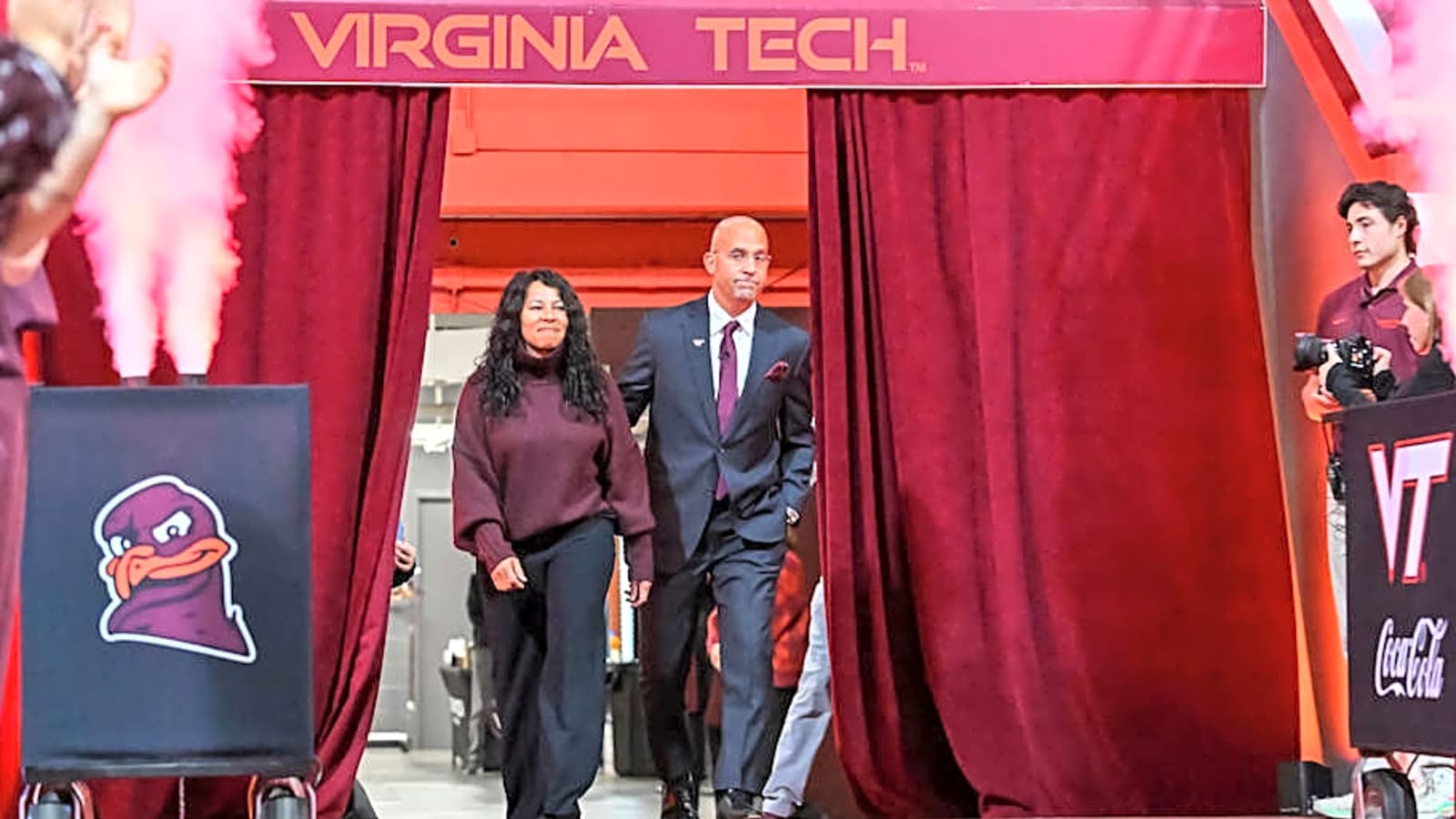 Recruiting Tracker for Virginia Tech Football's 2026 Class