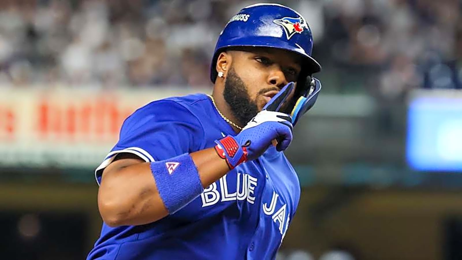 Blue Jays Superstar Mercilessly Trolled Derek Jeter, A-Rod After Eliminating Yankees