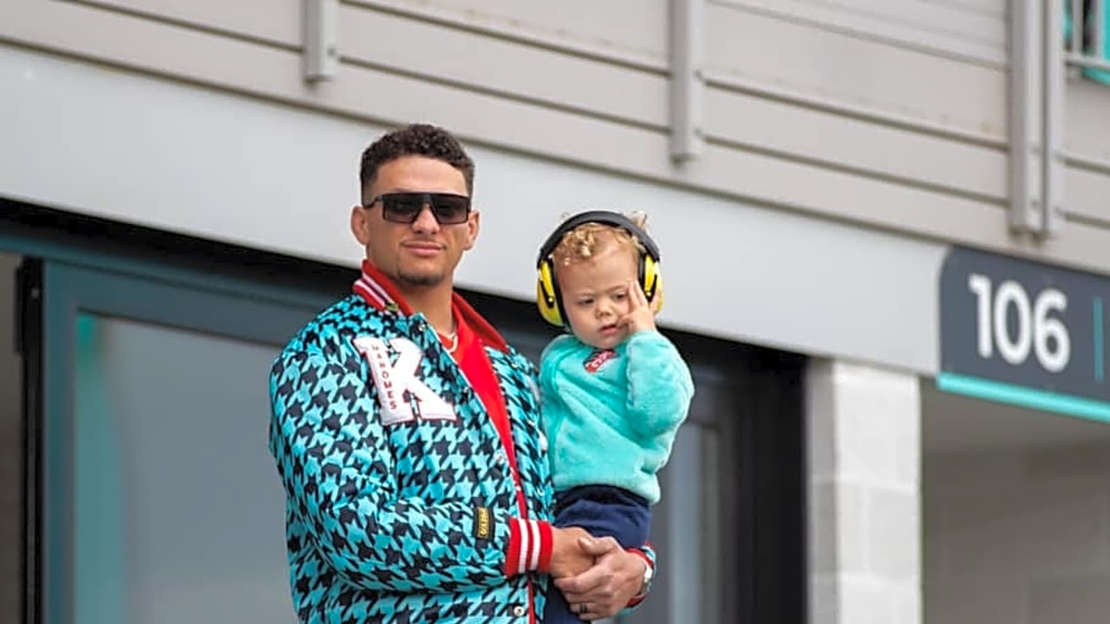 What Patrick Mahomes&#39; Contract Looks Like in 2025