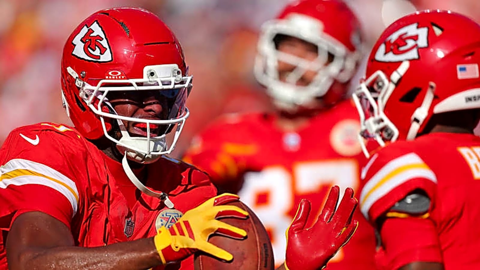 Chiefs smack Ravens and send AFC West warning the Chargers can’t ignore