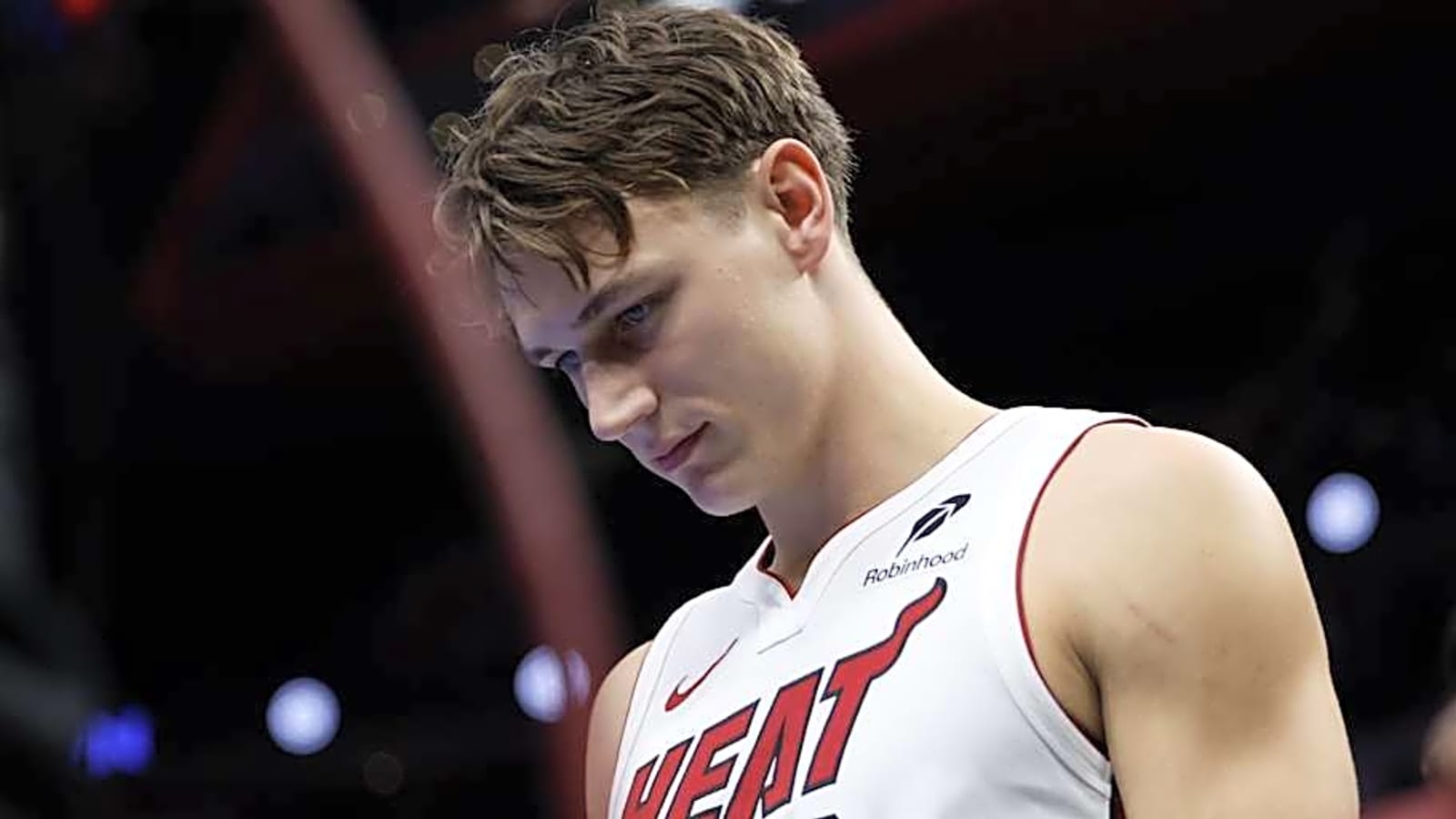 Arizona&#39;s Pelle Larsson is Heading to EuroBasket for Sweden