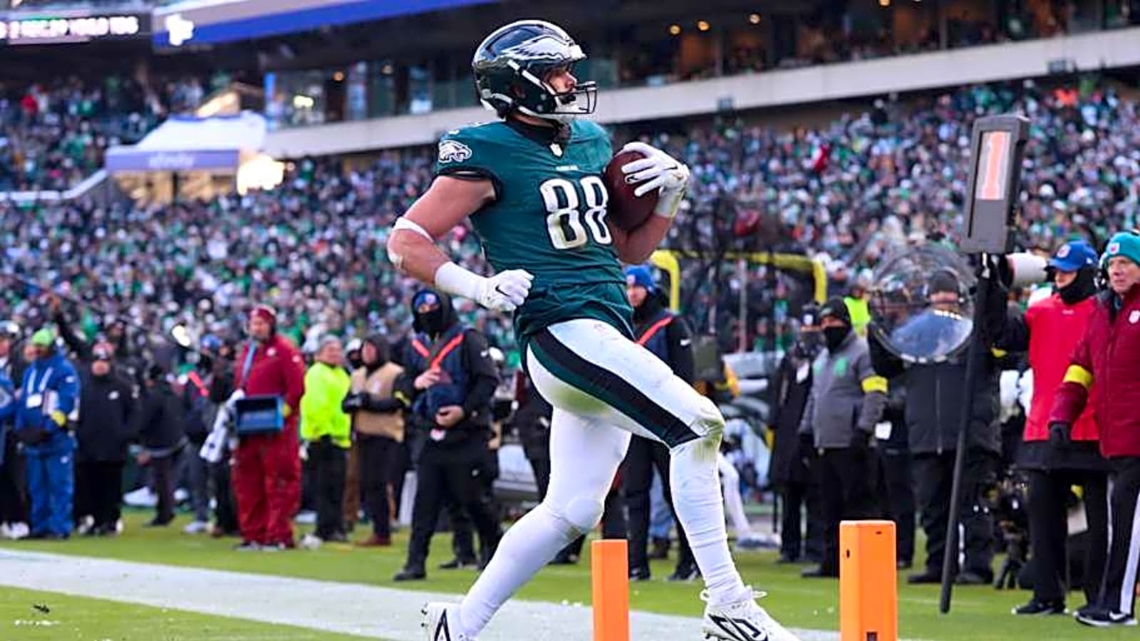 Where Eagles, Dallas Goedert Stand Before Free Agency