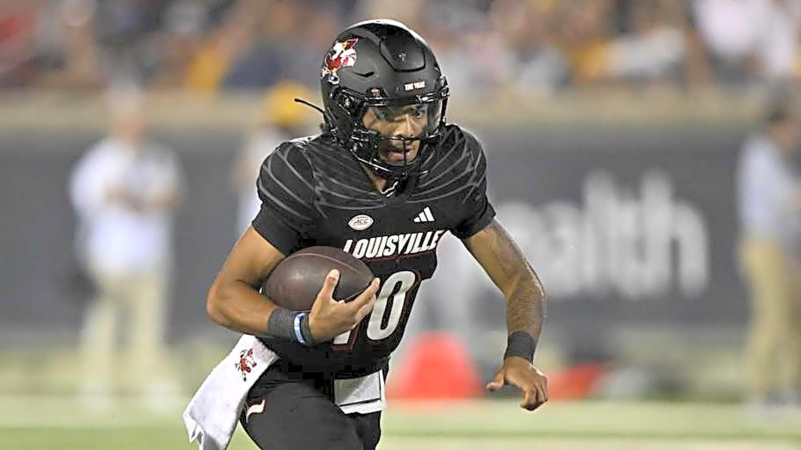 Report: Former Louisville QB Pierce Clarkson Re-Enters Transfer Portal