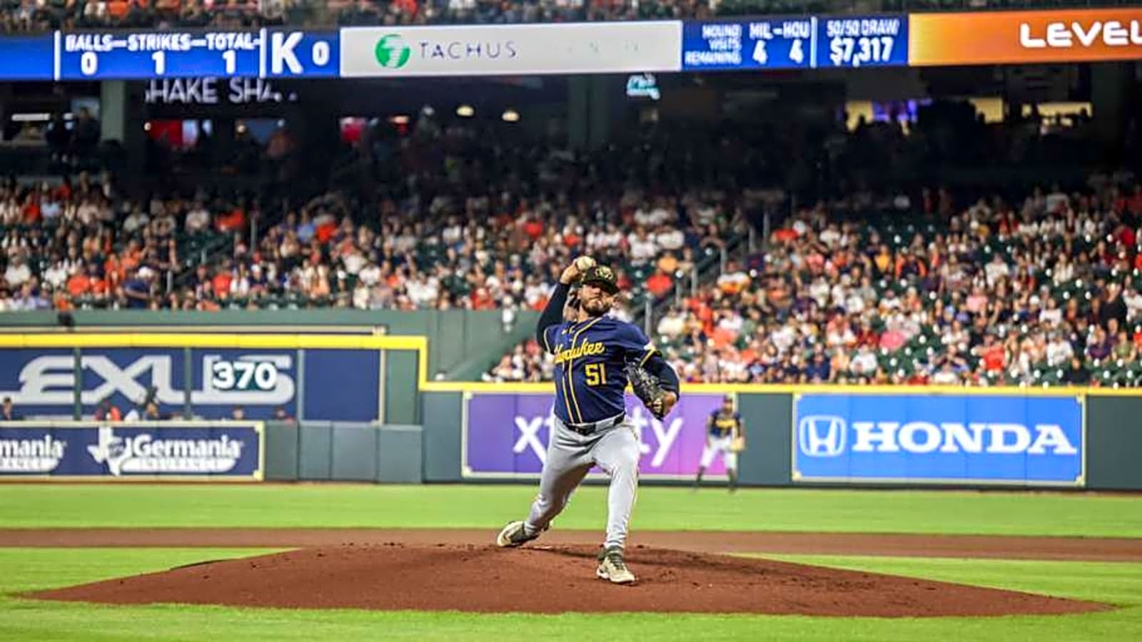 MLB Analyst Lists Astros as Possible Landing Spot for All-Star Freddy Peralta