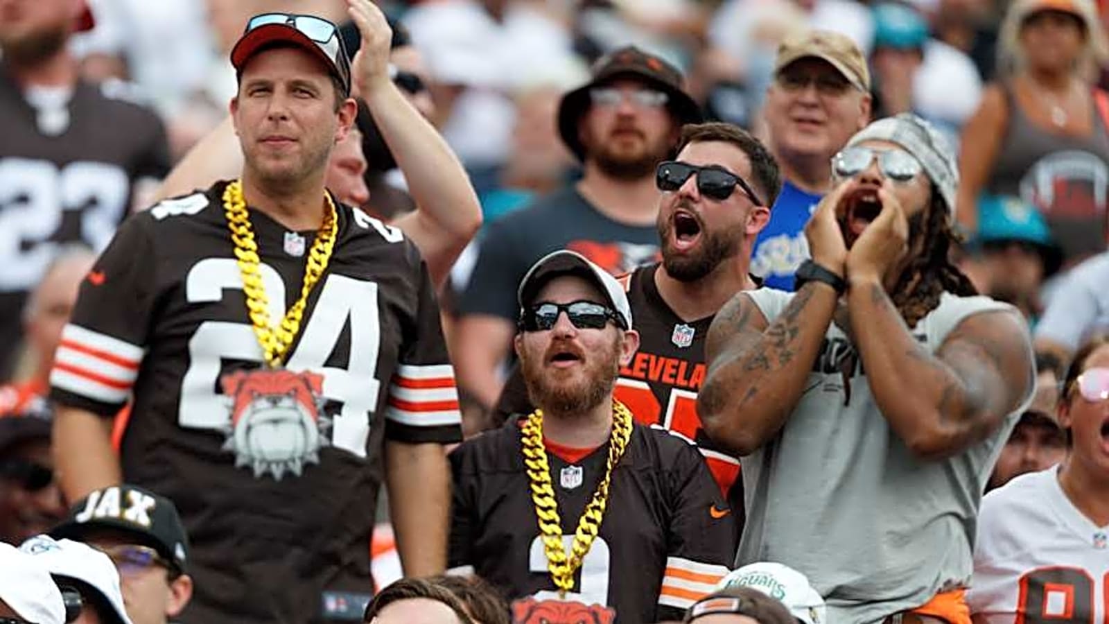 Browns Fans Get Painfully Honest on Cleveland&#39;s Biggest Need