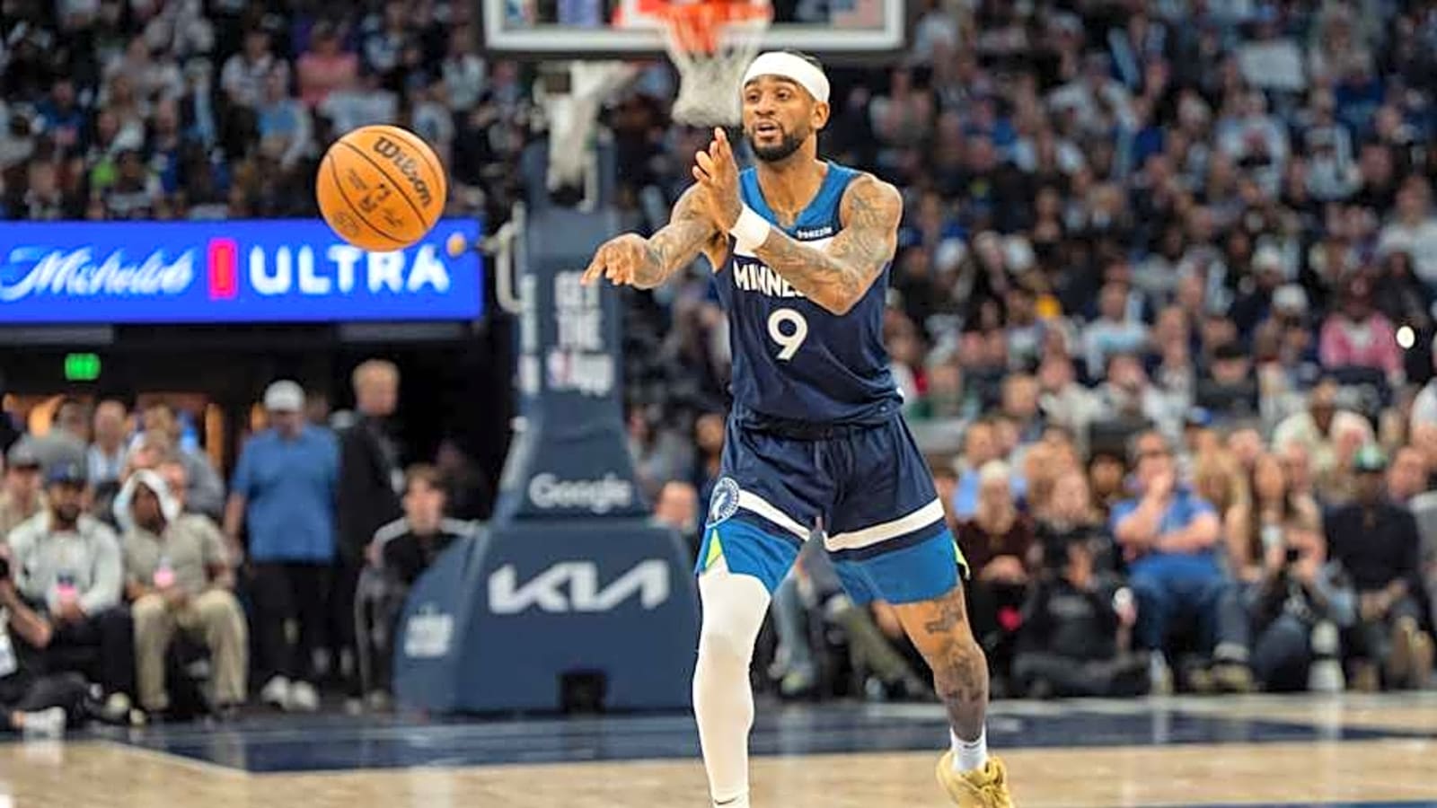 Report: Hawks emerge as potential Wolves sign-and-trade partner for NAW